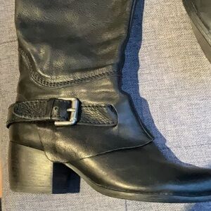 Browns Made in a Italy over the knee moto boots in 37